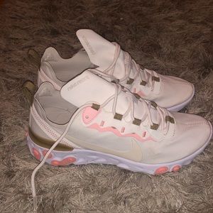 Nike React Element 55